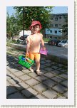 09 - 01 Mergem la picnic * 428 x 640 * (103KB)